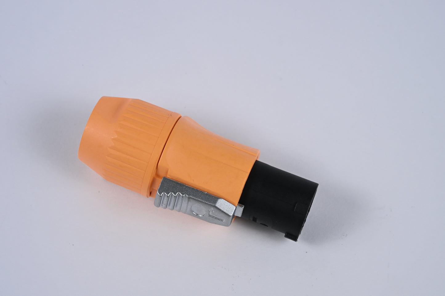 CALIBAN Cylindrical Connector – 20A 3-Core Waterproof & Fireproof Aviation Power Outlet (IP65, Yellow)